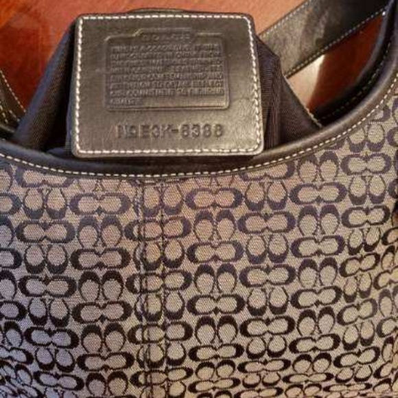 Authentic Coach Bag - Good Condition - Picture 2 of 3